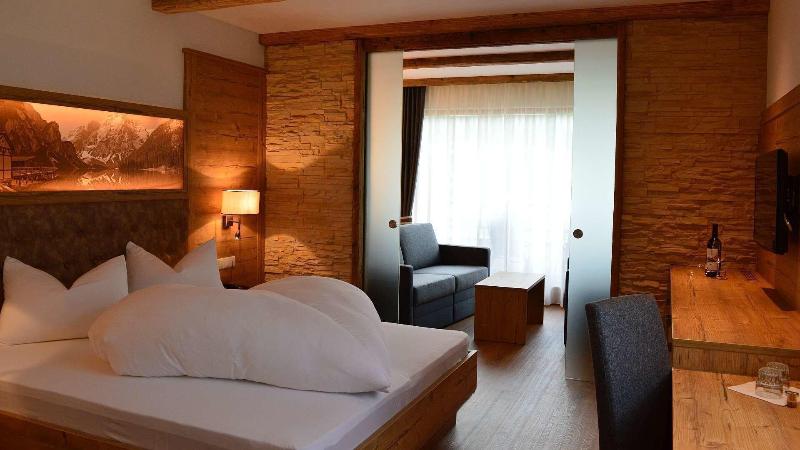 Hotel Trenker - Oda