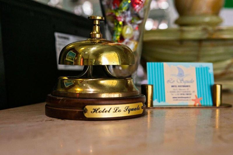 Hotel Lo Squalo - Lobi