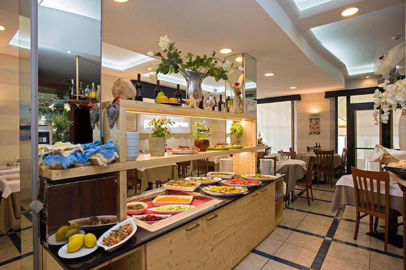 Hotel Lo Squalo - Restoran