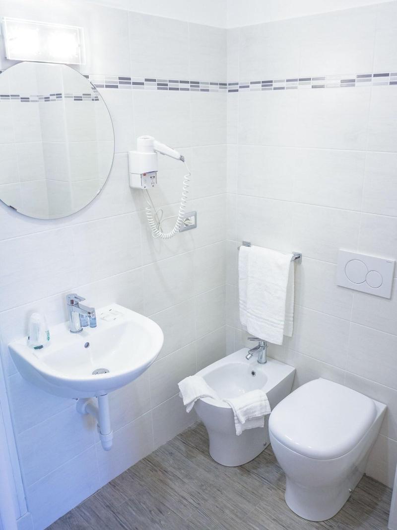 Twelve Hotel - Oda