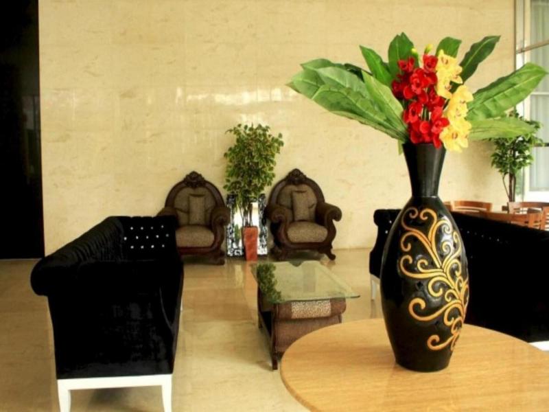 Marilyn Hotel - Lobi
