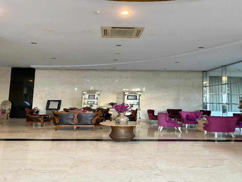 Marilyn Hotel - Lobi