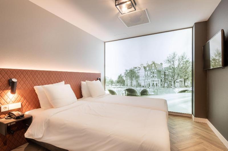 Hotel New Kit - Oda