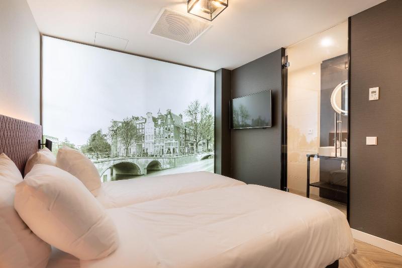 Hotel New Kit - Oda