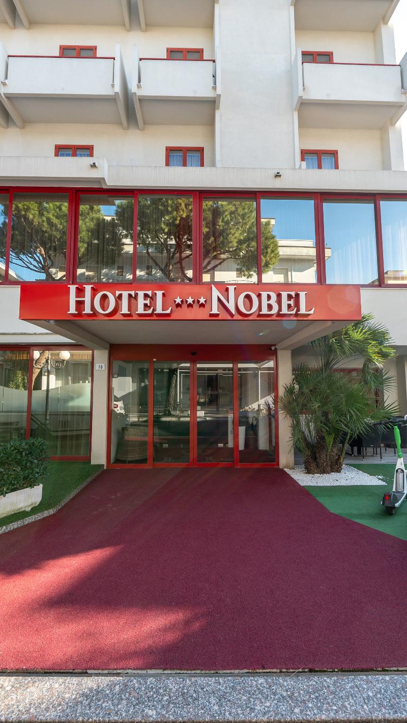 Hotel Nobel - Lobi