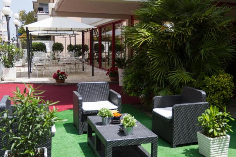 Hotel Nobel - Teras