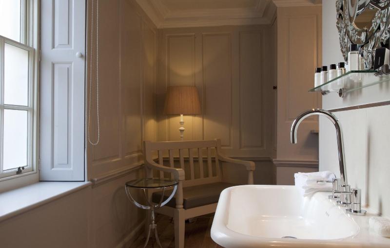 Vanbrugh House Hotel - Oda