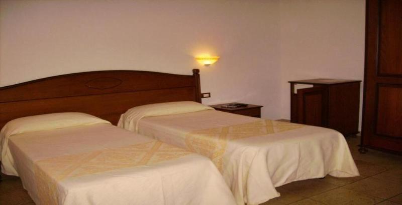 Hotel Perda Rubia - Oda