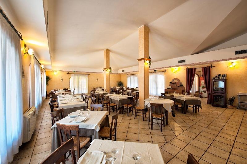 Hotel Perda Rubia - Restoran