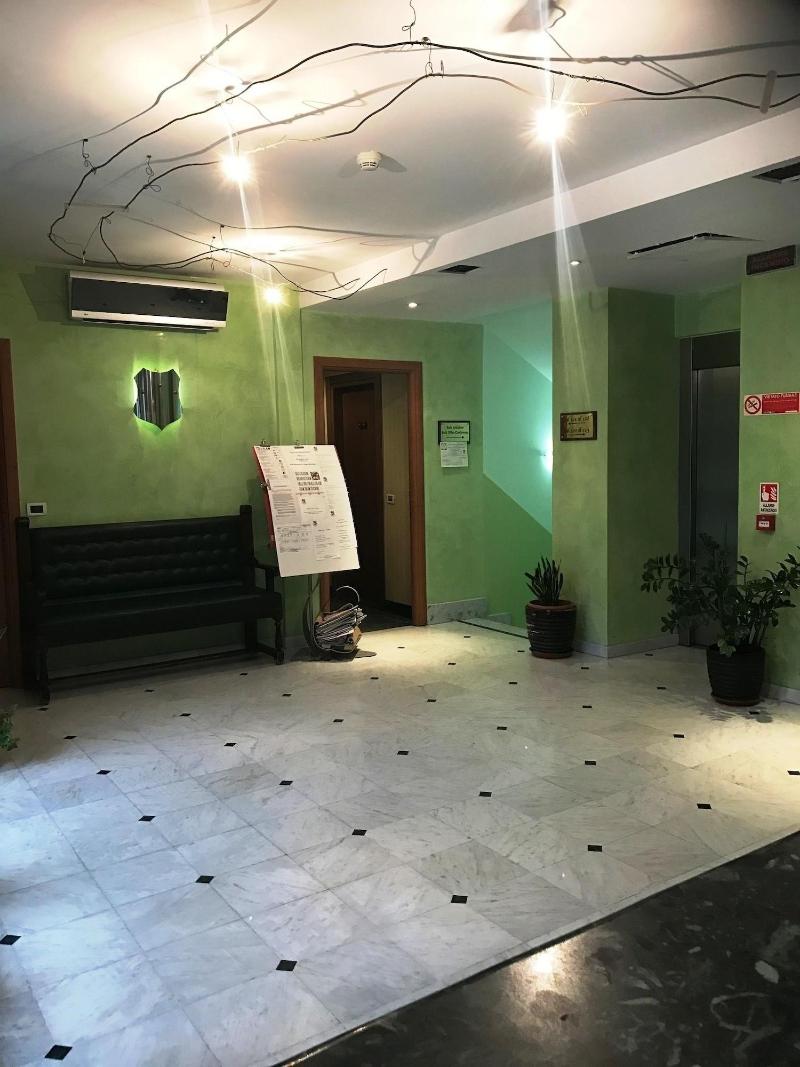 Hotel Rigolfo - Lobi