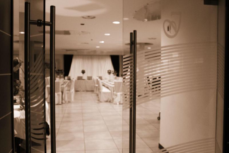 Hotel Insteia - Restoran