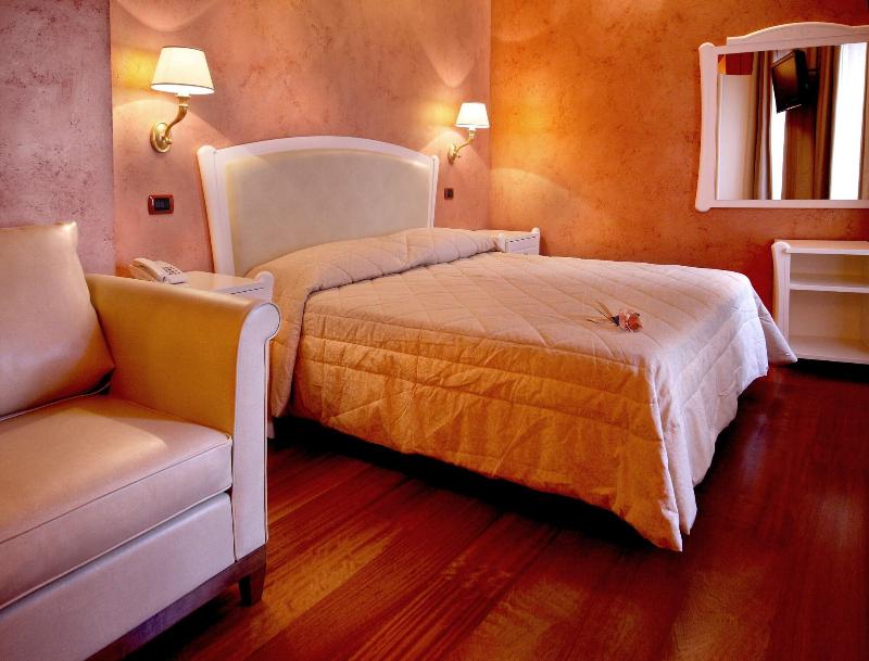 Hotel Rojan - Oda