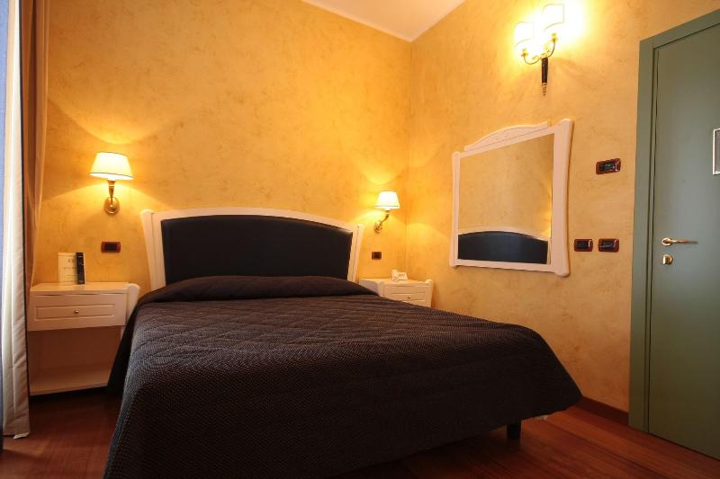 Hotel Rojan - Oda