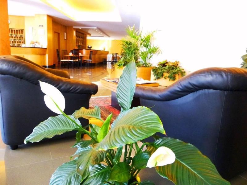Hotel Romanisio - Lobi