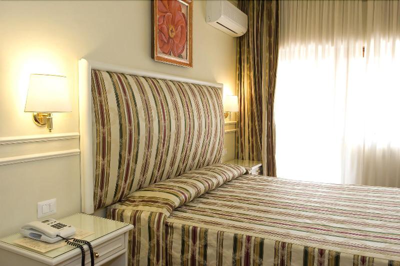 Park Hotel Villaferrata - Oda