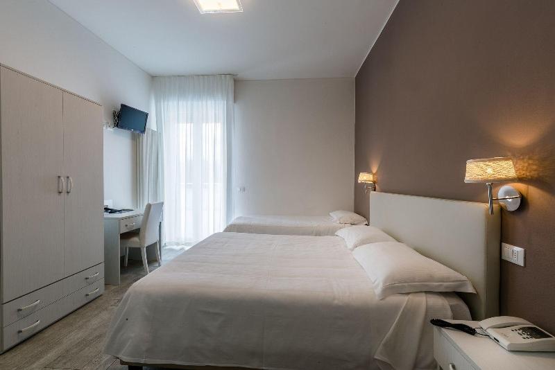 Hotel Saviola - Oda
