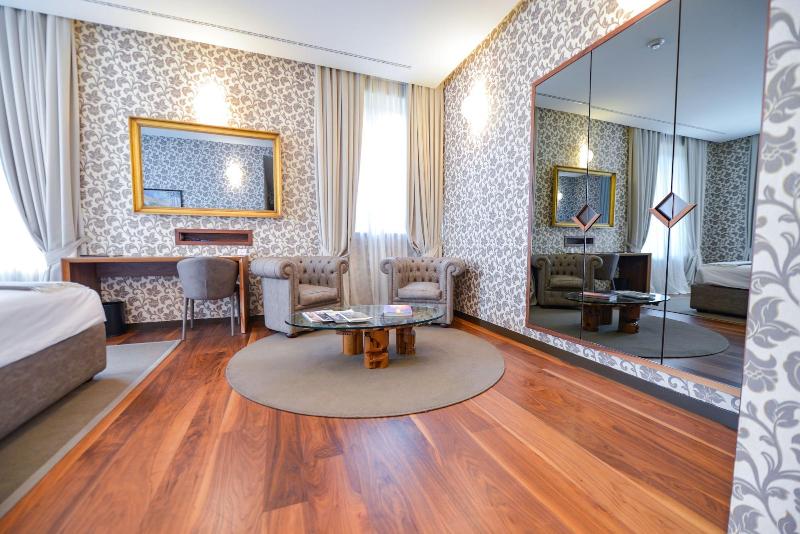 Villa Lario Resort Mandello - Oda