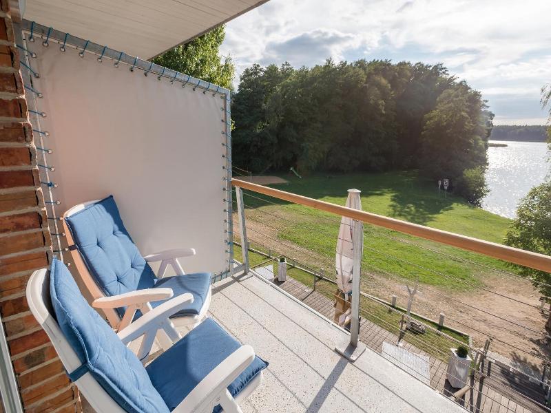 Villa-Meehr - Genel