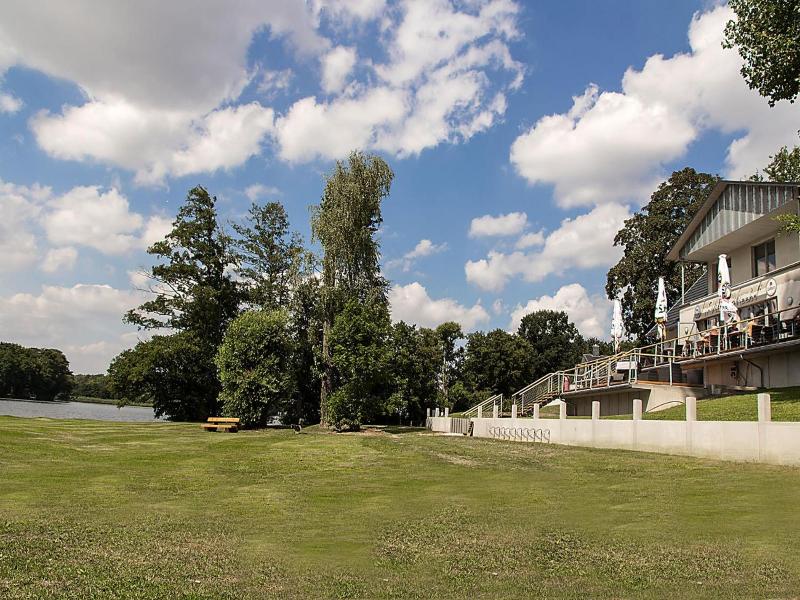 Villa-Meehr - Genel
