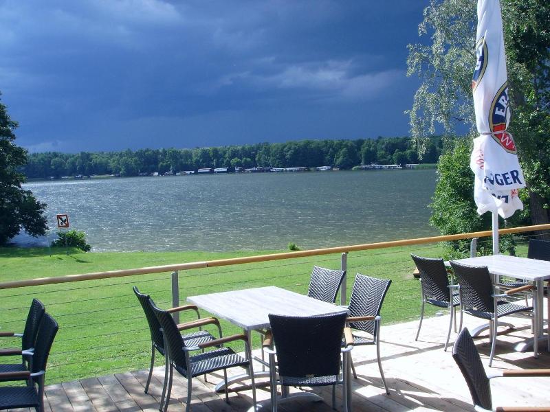 Villa-Meehr - Genel