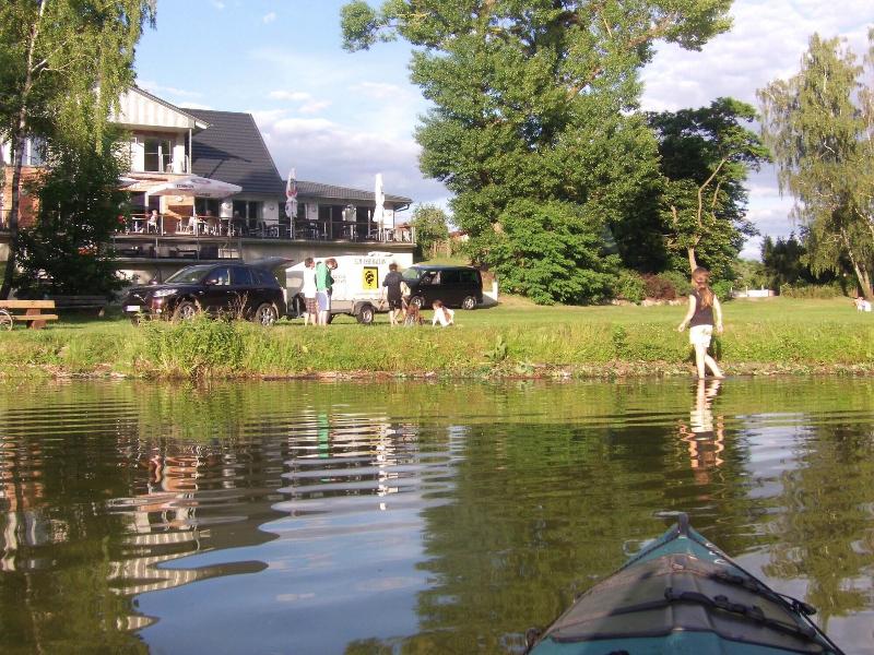 Villa-Meehr - Genel