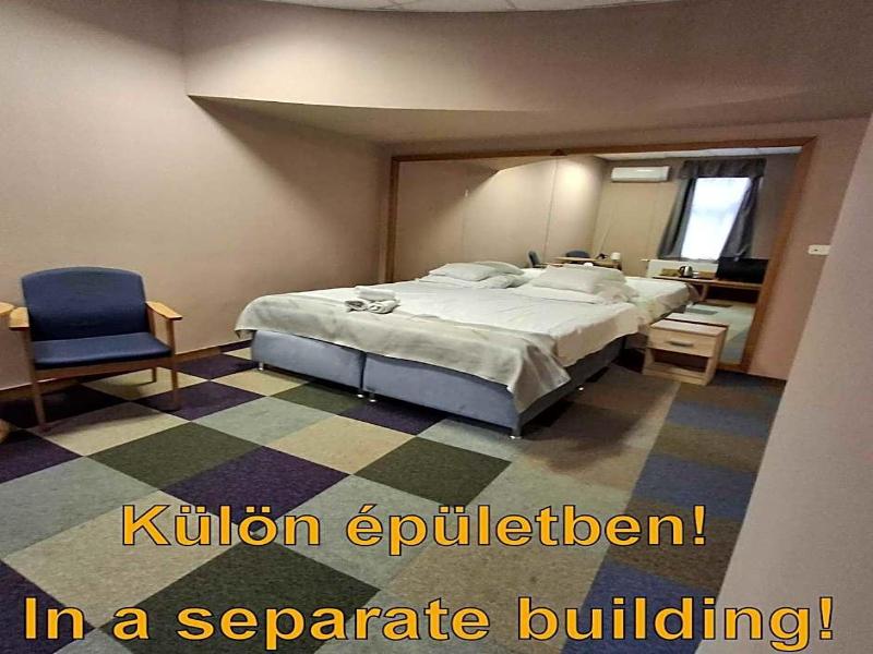 Hotel Unicornis - Genel