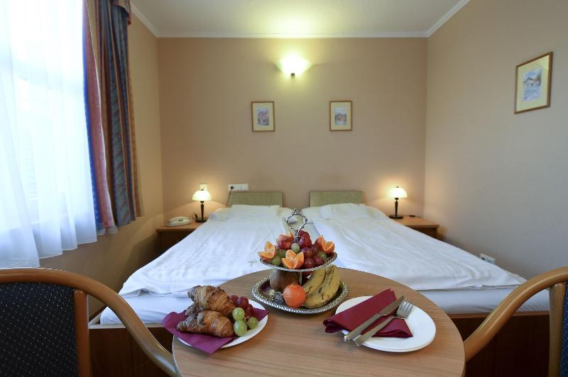 Hotel Unicornis - Oda