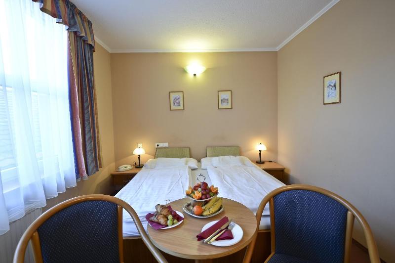 Hotel Unicornis - Oda