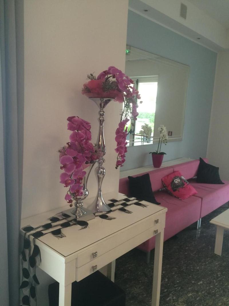 Hotel Veladoro - Lobi