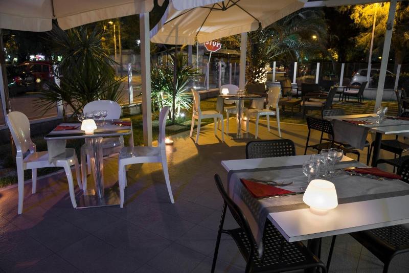 Hotel Veladoro - Restoran