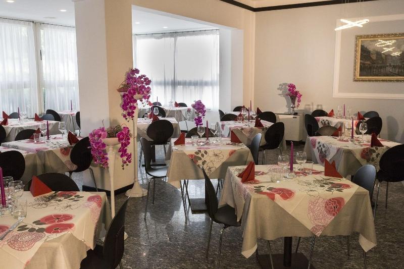 Hotel Veladoro - Restoran