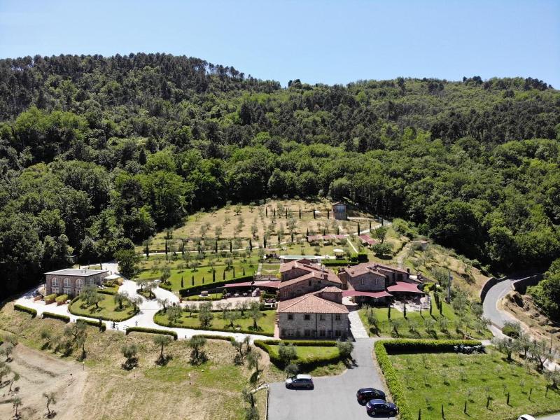 Villa Volpi - Genel