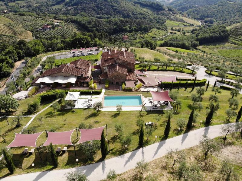 Villa Volpi - Genel