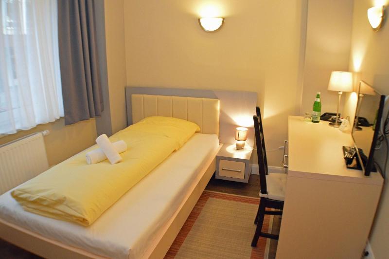 Hotel Jeta - Oda