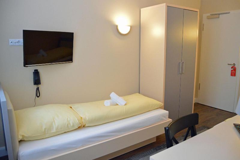 Hotel Jeta - Oda