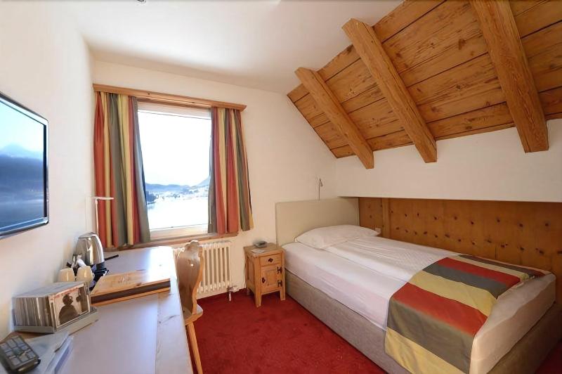 Hotel Waldhaus Am See - Oda
