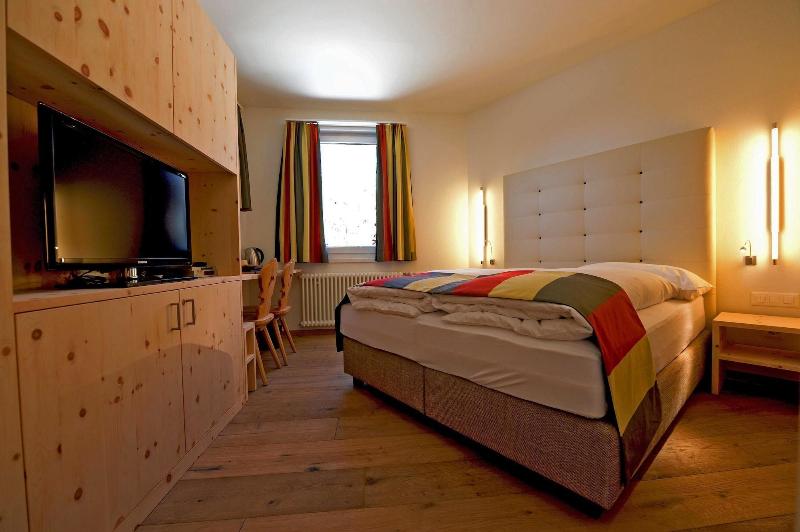 Hotel Waldhaus Am See - Oda
