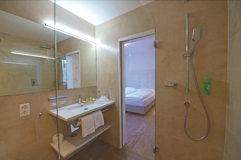 Hotel Waldhaus Am See - Oda