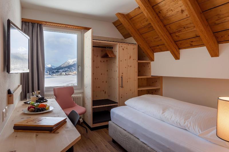 Hotel Waldhaus Am See - Oda