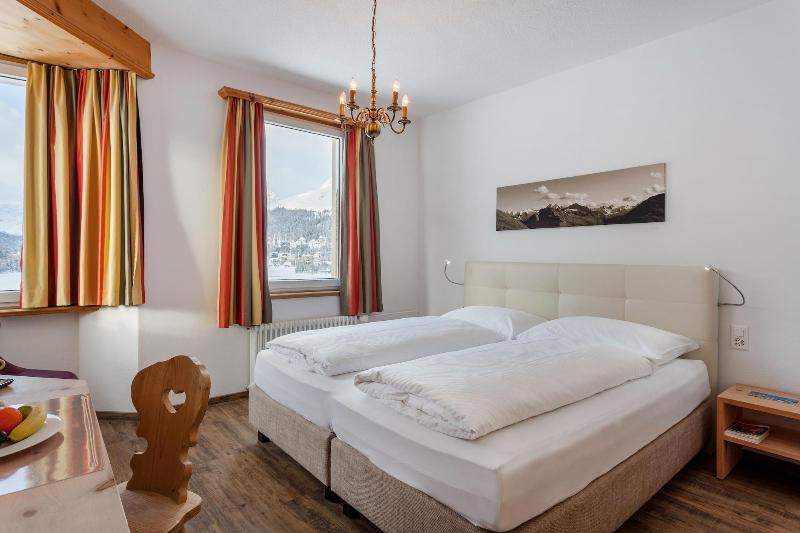 Hotel Waldhaus Am See - Oda