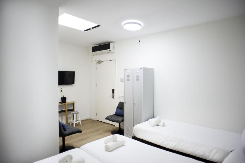 I Hotel - Oda