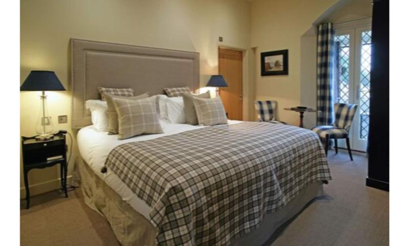 Wingrove House - Oda