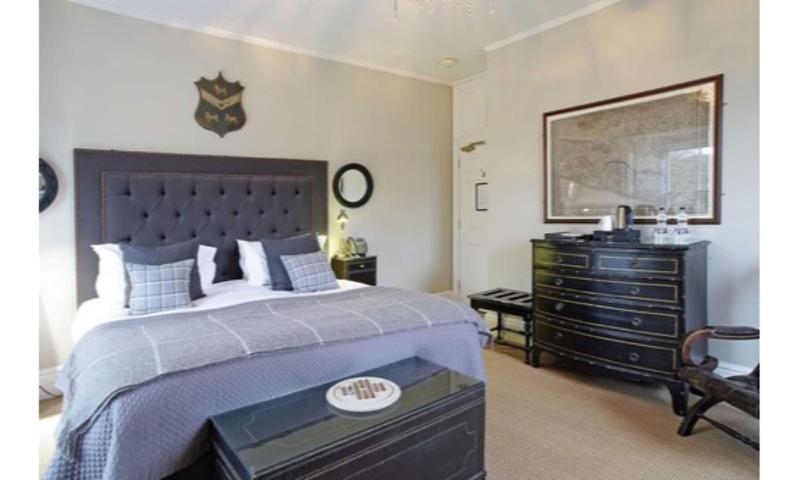 Wingrove House - Oda