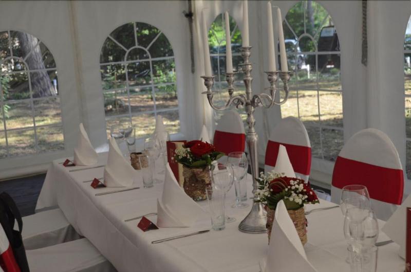 Zur Wolfschlucht - Restoran