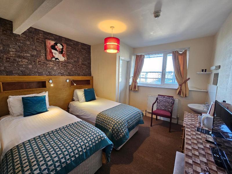 Rivelyn Hotel - Oda