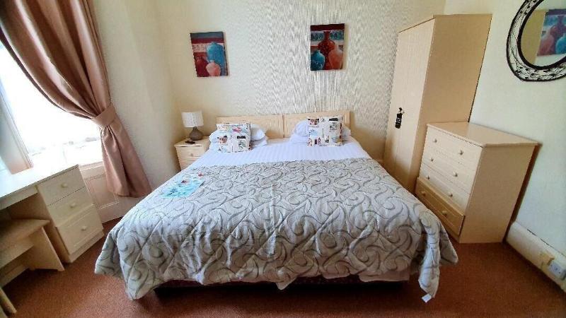 Rivelyn Hotel - Oda