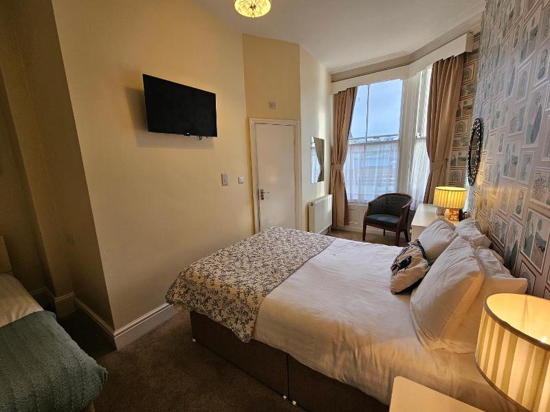 Rivelyn Hotel - Oda