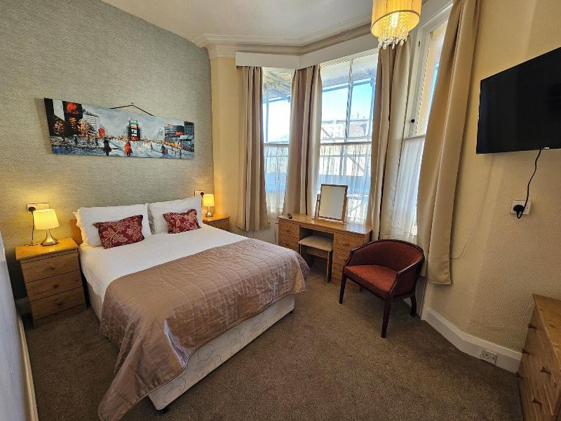 Rivelyn Hotel - Oda