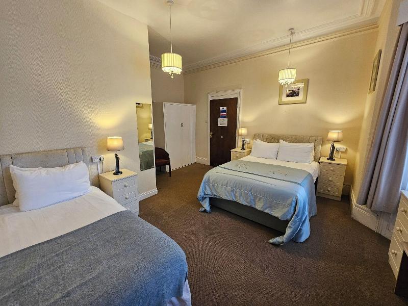 Rivelyn Hotel - Oda