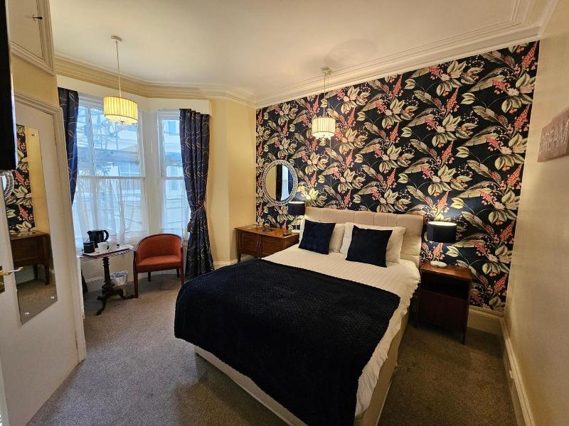 Rivelyn Hotel - Oda